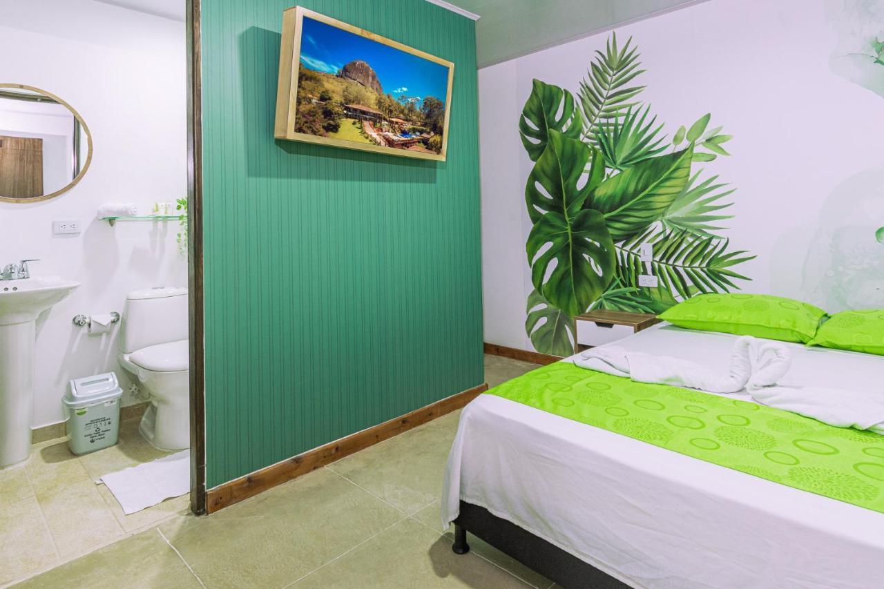 Nomada Hotel Guatape Exterior photo